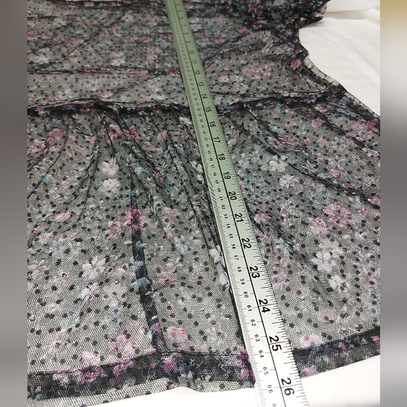 😺 DC Jeans Sheer Mesh Floral Top Sheer. Sexy and Fun - Picture 5 of 5